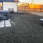 Modern Ocean Shores Home, 2 Mi To Beach!