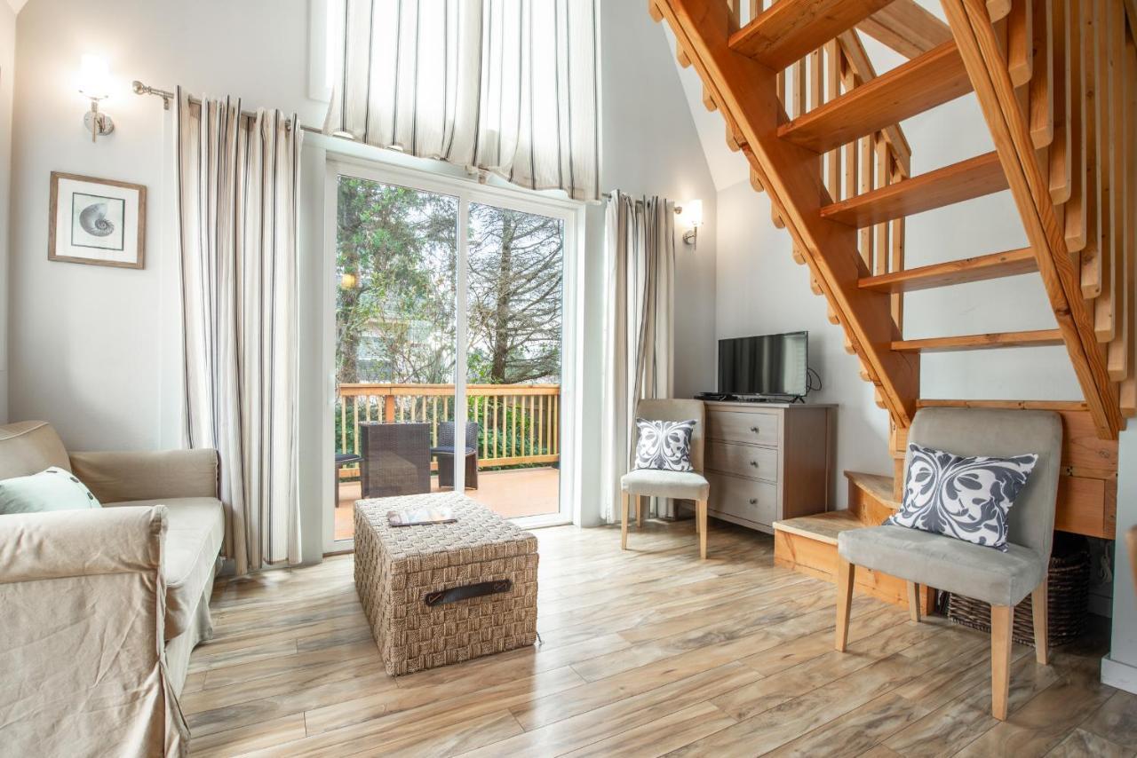 Sea Breeze Holiday home *