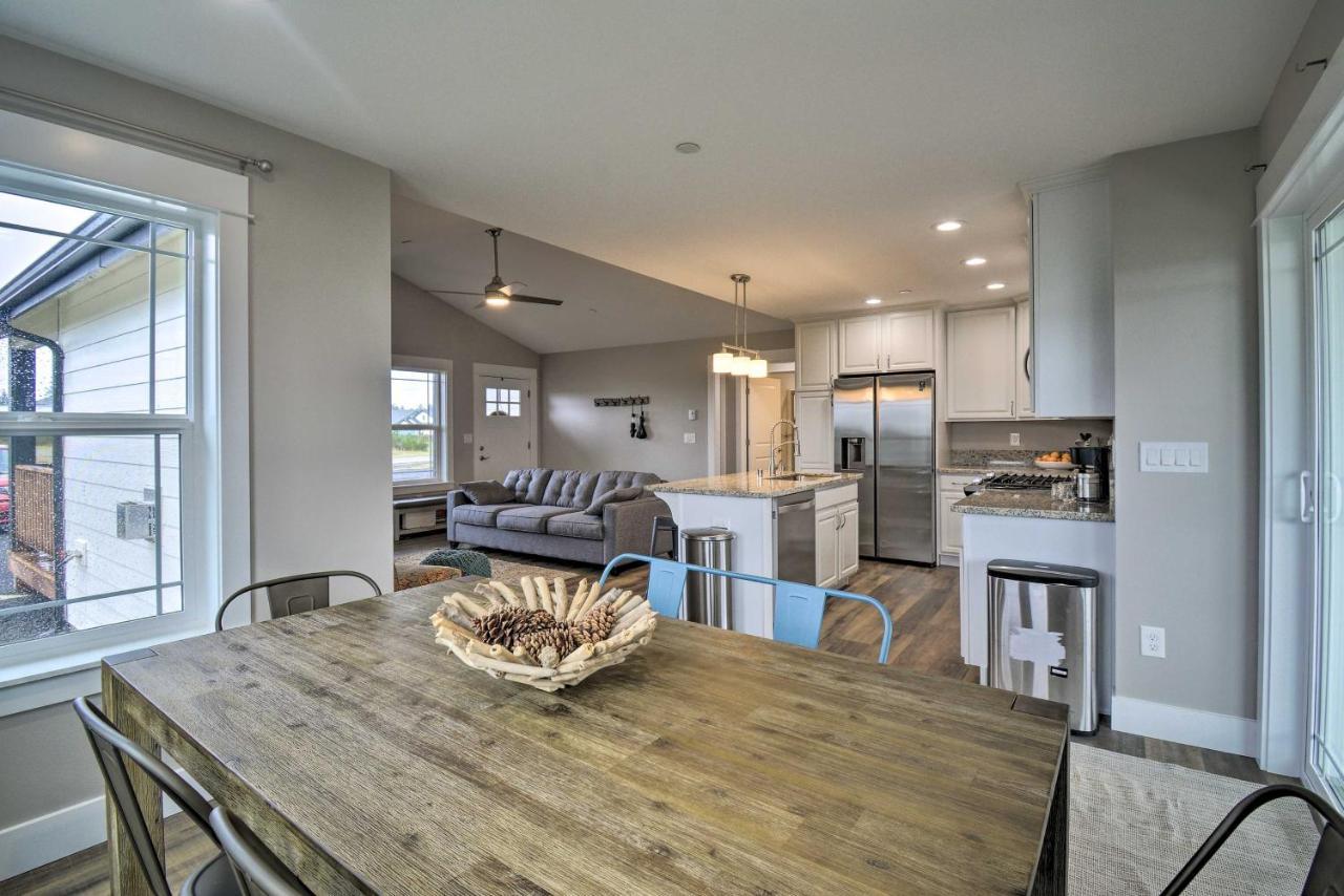 Holiday home Modern Home, 2 Mi To Beach! *