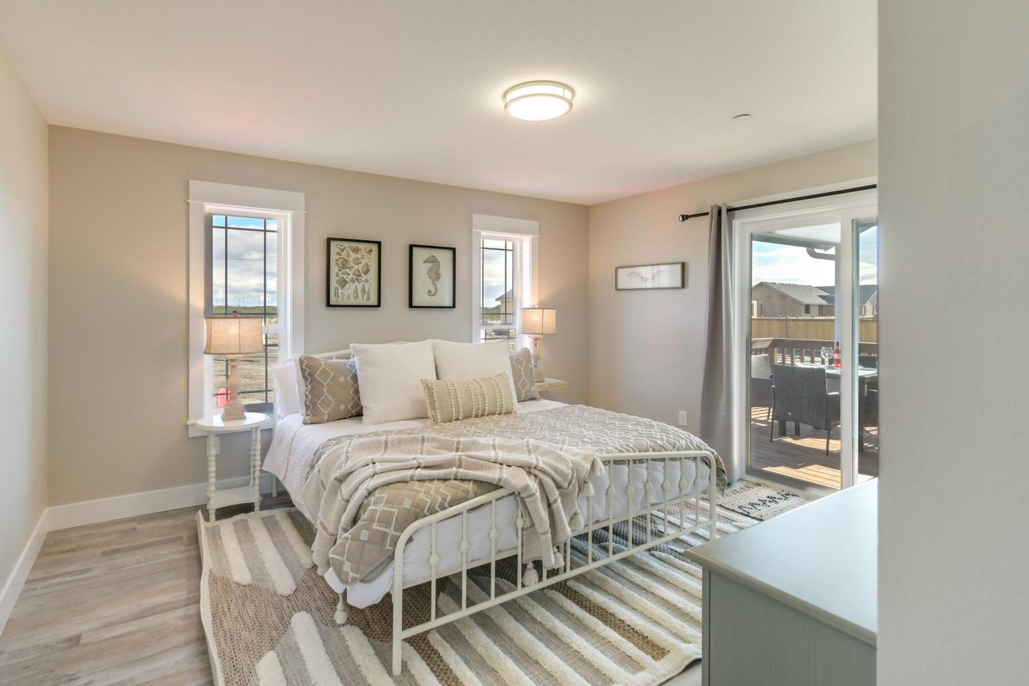Pet-friendly Retreat With Fenced Yard, Walk To * Ocean Shores